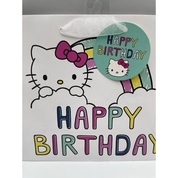 NEW Hello Kitty Sanrio Set Of 2 Gift Bags With Handles & Gift Tags - Picture 4 of 8